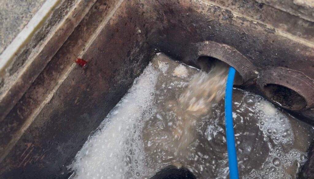 排水管高圧洗浄の必要性